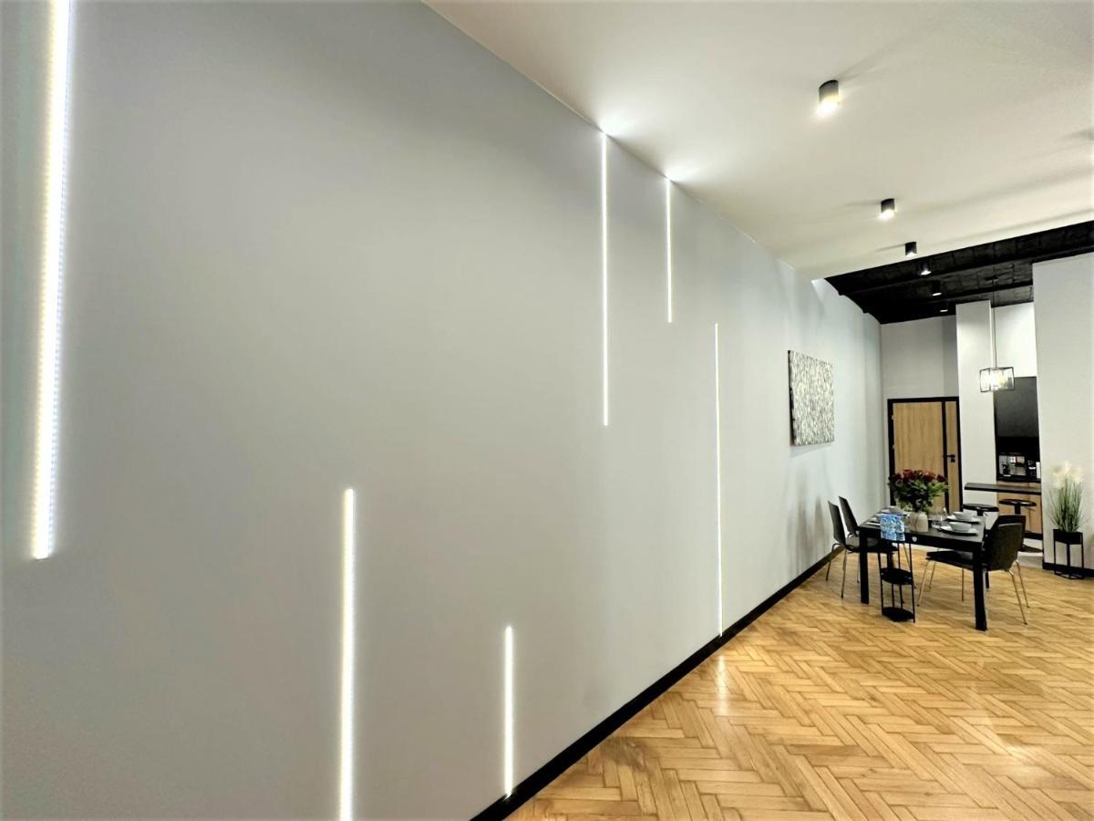 Luxury 100M2 Loft Design-Apartment At Wawel + Netflix Cracovia Esterno foto