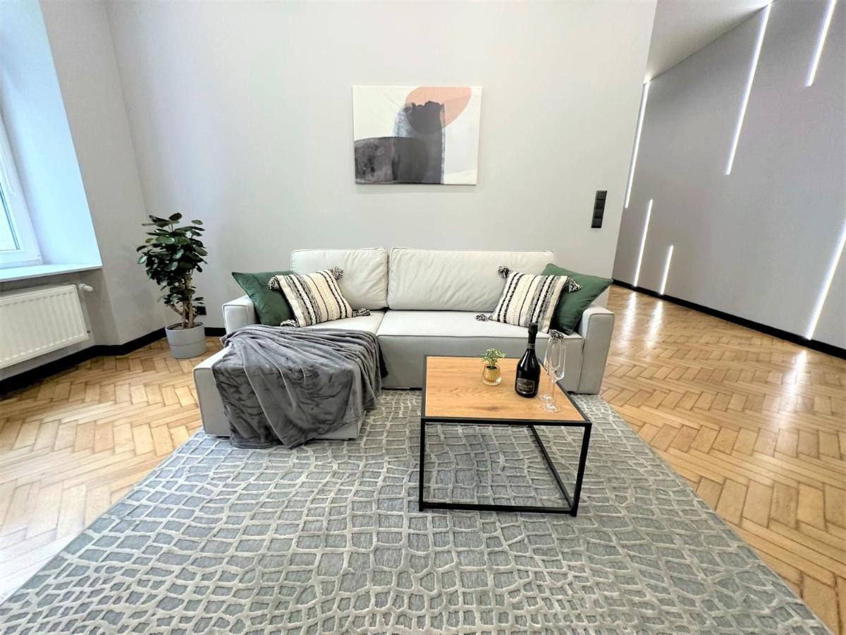 Luxury 100M2 Loft Design-Apartment At Wawel + Netflix Cracovia Esterno foto