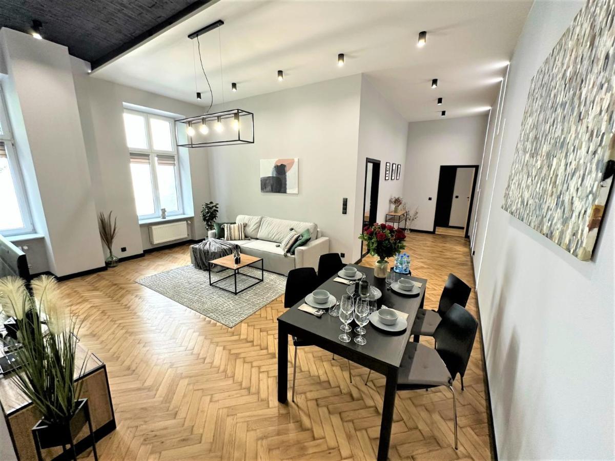 Luxury 100M2 Loft Design-Apartment At Wawel + Netflix Cracovia Esterno foto